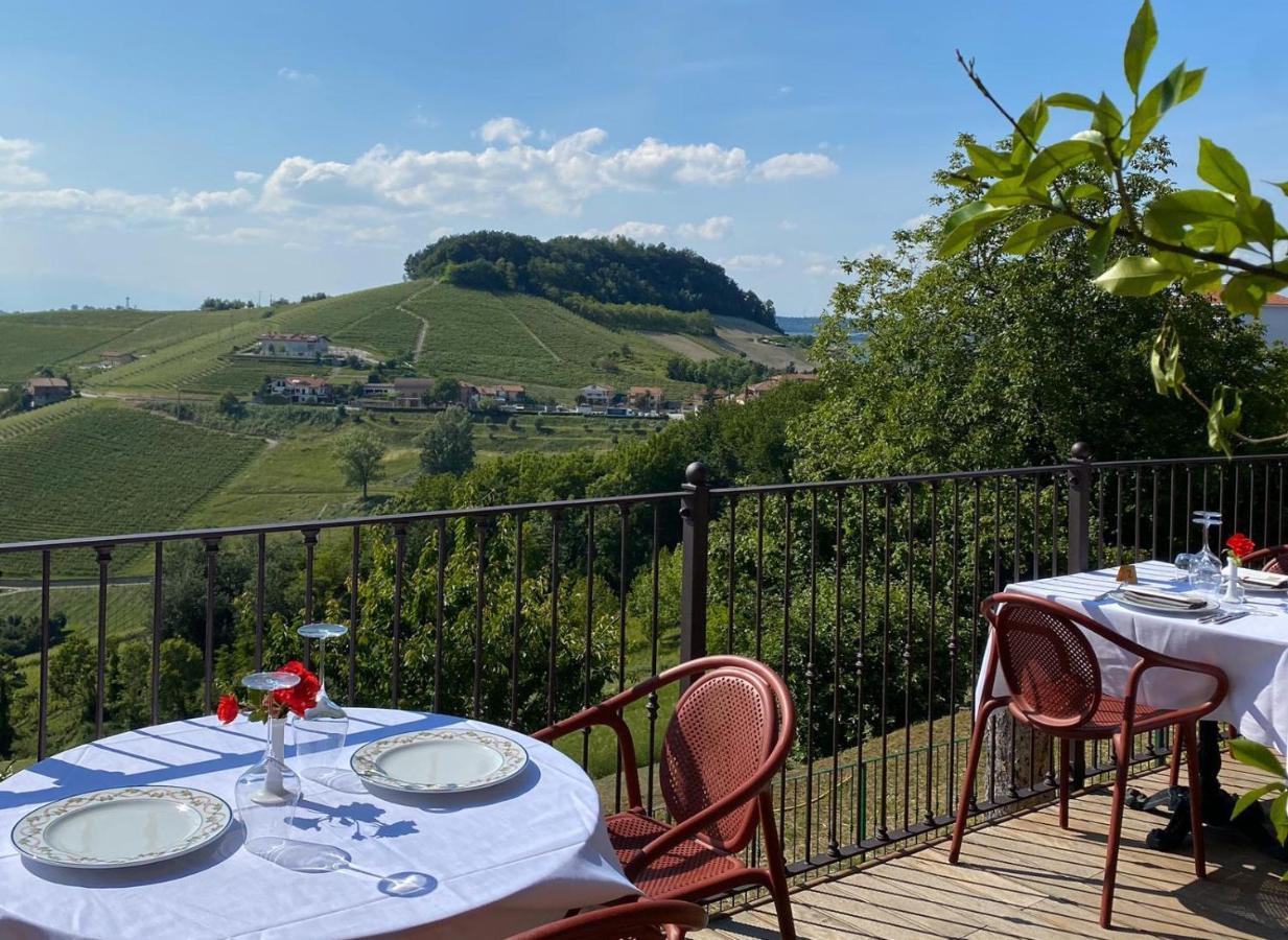 Felicin - Ristorante Albergo "Dimora Storica" Monforte dʼAlba Kültér fotó