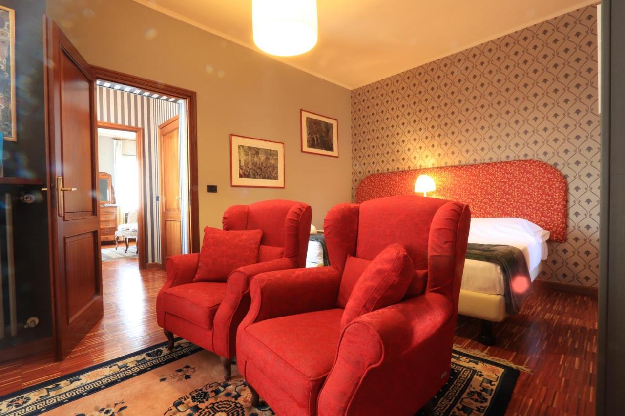 Felicin - Ristorante Albergo "Dimora Storica" Monforte dʼAlba Kültér fotó