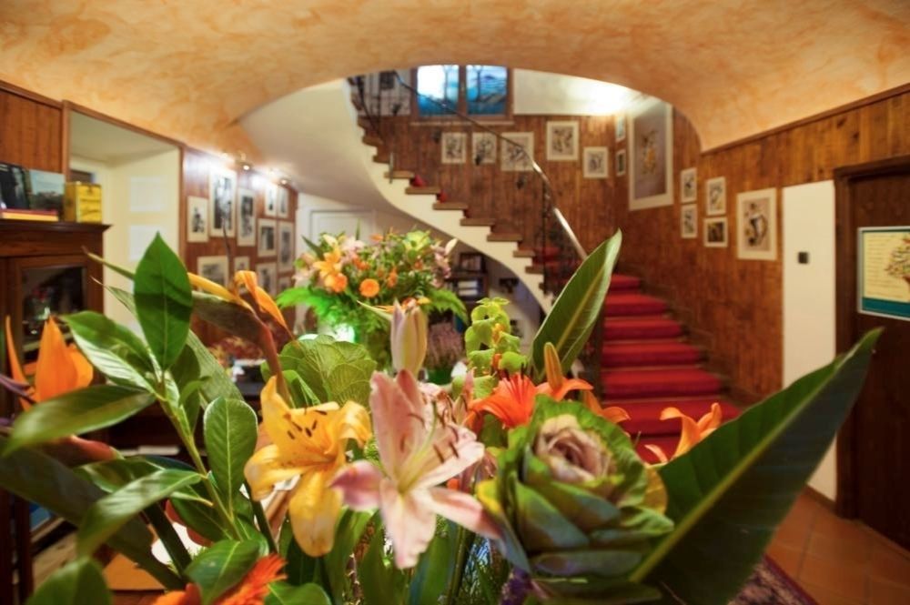 Felicin - Ristorante Albergo "Dimora Storica" Monforte dʼAlba Kültér fotó
