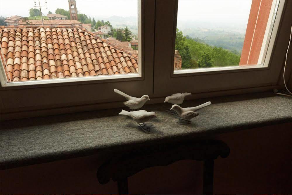 Felicin - Ristorante Albergo "Dimora Storica" Monforte dʼAlba Kültér fotó