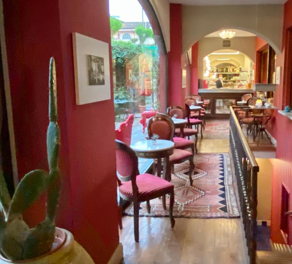 Felicin - Ristorante Albergo "Dimora Storica" Monforte dʼAlba Kültér fotó